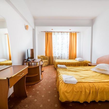 Hotel Atlantis Tulça Dış mekan fotoğraf